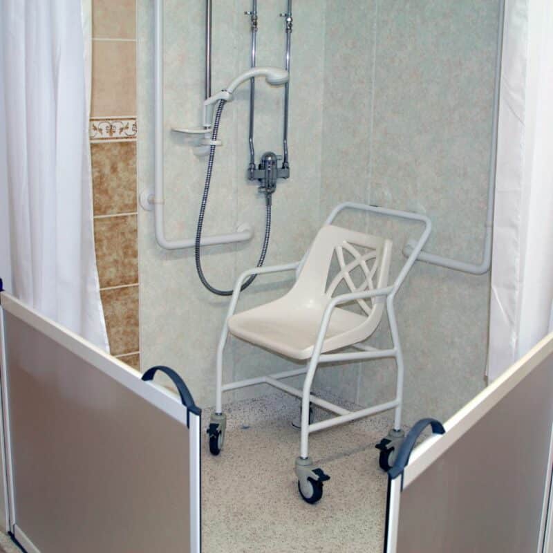 כיסא רחצה למקלחת למבוגרים